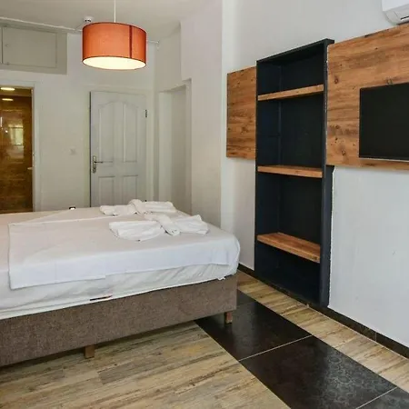 Hotel Cinar House *