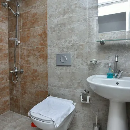 Hotel Cinar House Edremit (Balikesir)